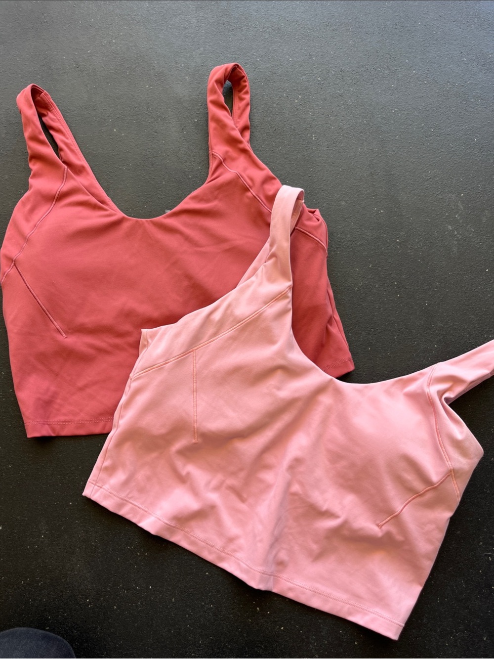 2 Calia Cropped sports bra scoop neck - light pink and Dusty Pink Large